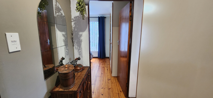 4 Bedroom Property for Sale in Dana Bay Western Cape